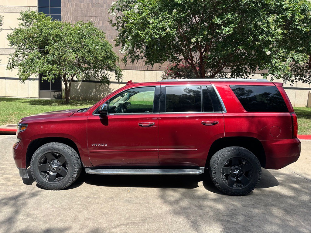 2017 Chevrolet Tahoe Image 10