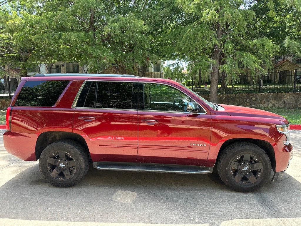2017 Chevrolet Tahoe Image 16