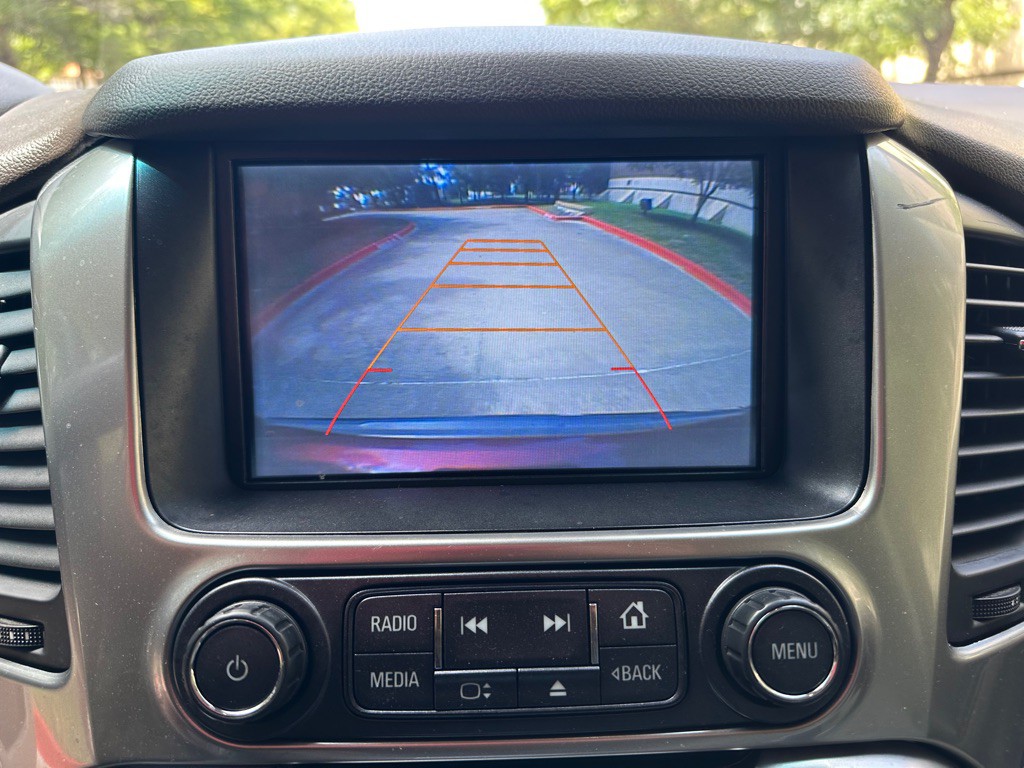 2017 Chevrolet Tahoe Image 24