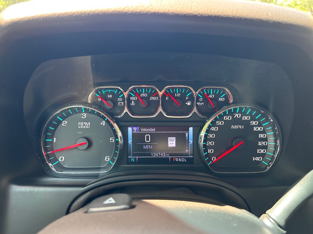 2017 Chevrolet Tahoe Image 31