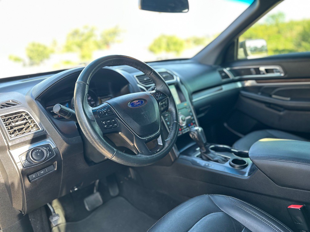 2019 Ford Explorer Image 21