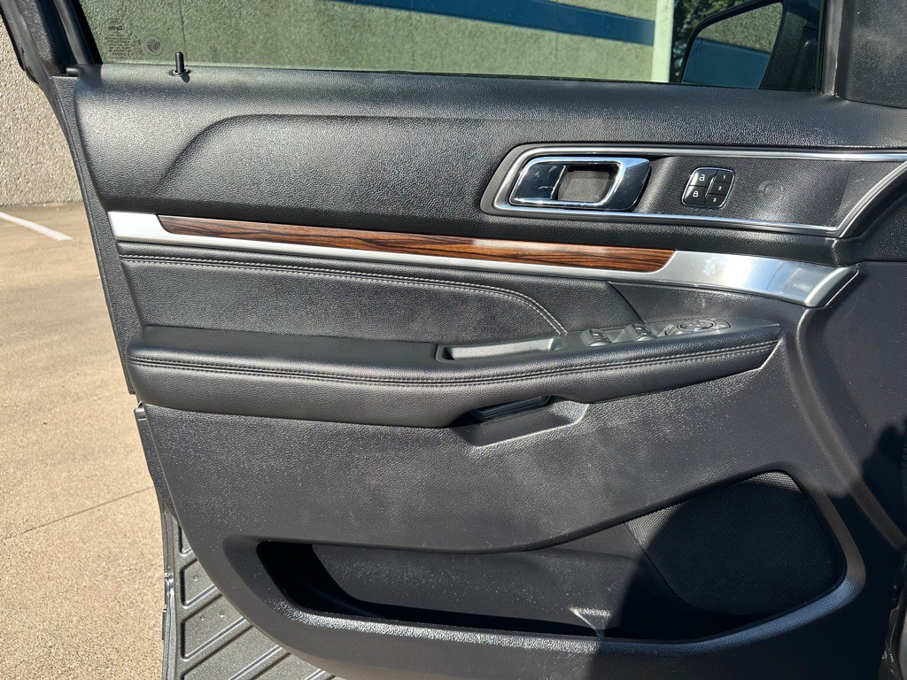 2019 Ford Explorer Image 23