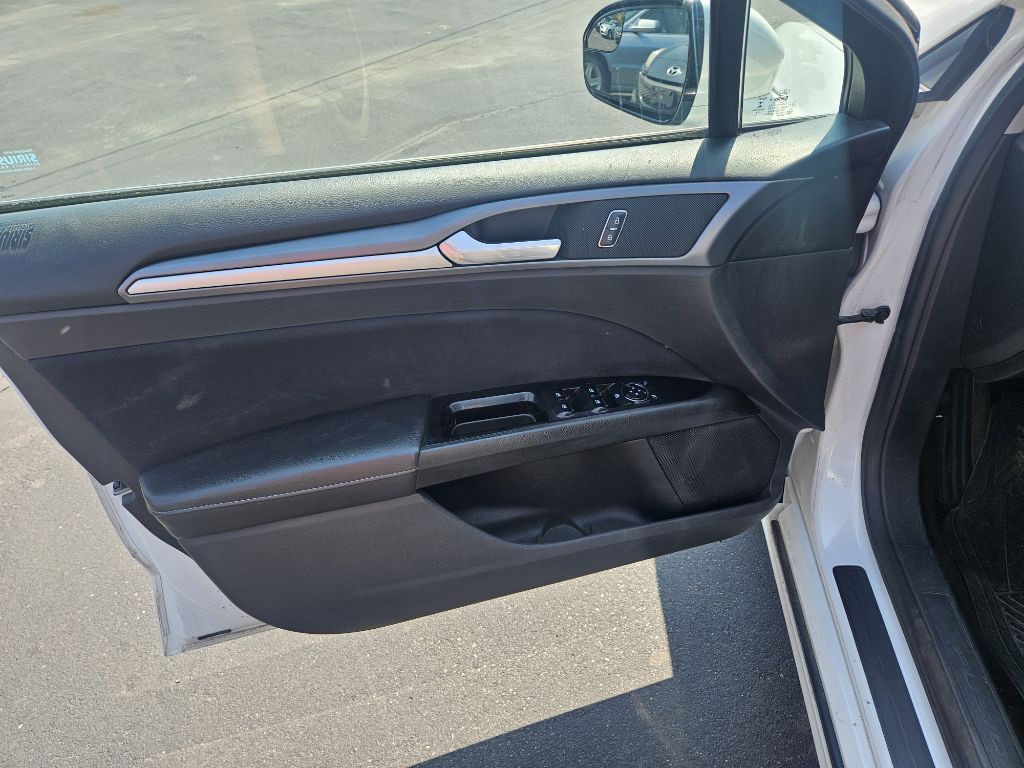 2014 Ford Fusion Image 12
