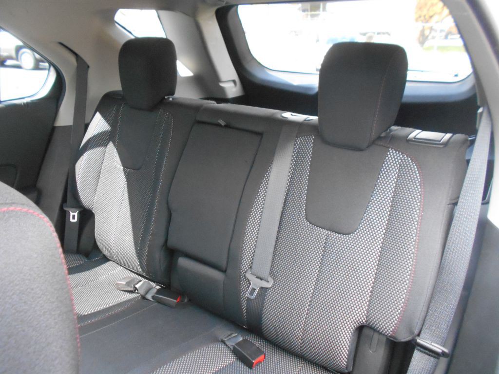 2017 Chevrolet Equinox Image 13