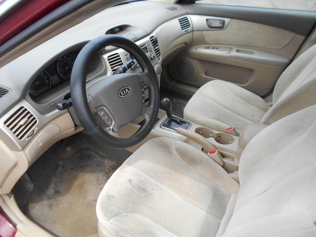 2007 Kia Optima Image 10