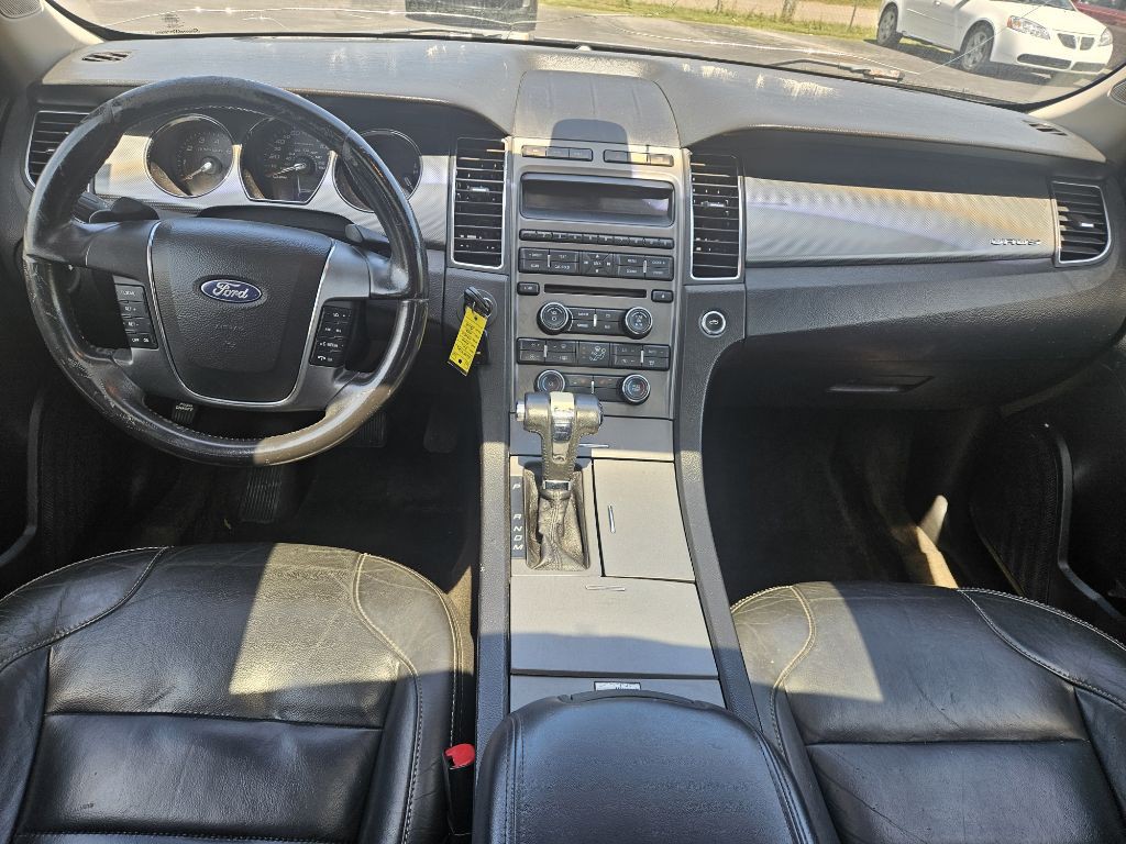 2011 Ford Taurus Image 10