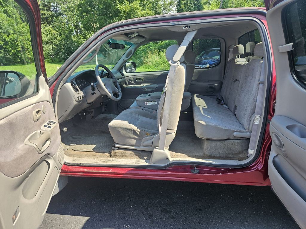 2001 Toyota Tundra Image 13