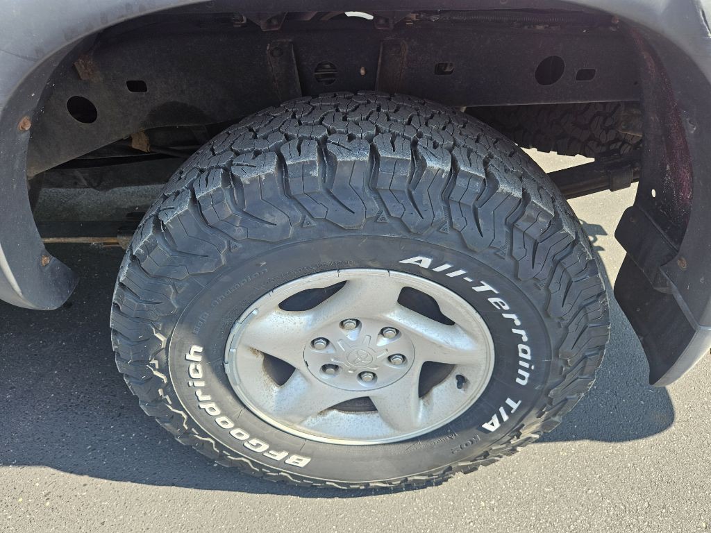 2001 Toyota Tundra Image 23