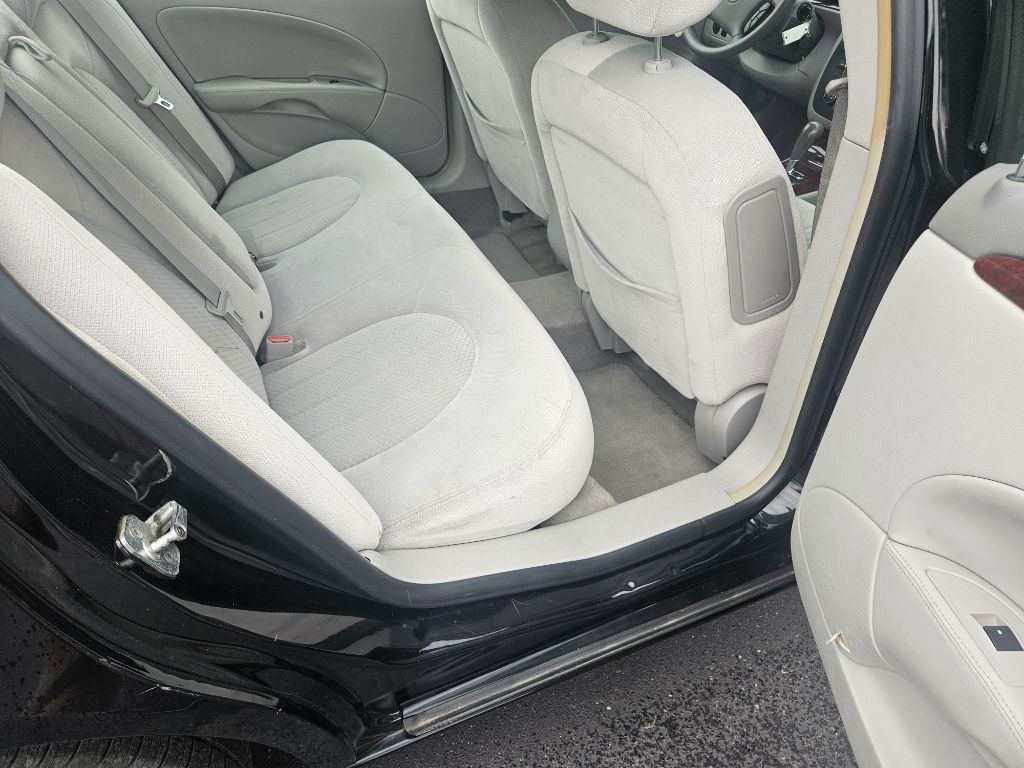 2006 Buick Lucerne Image 15