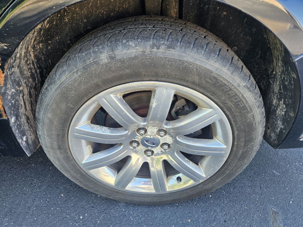 2010 Ford Flex Image 24