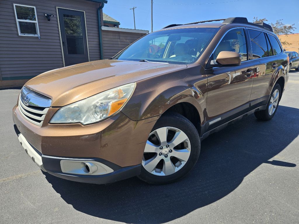2011 Subaru Outback Image 1