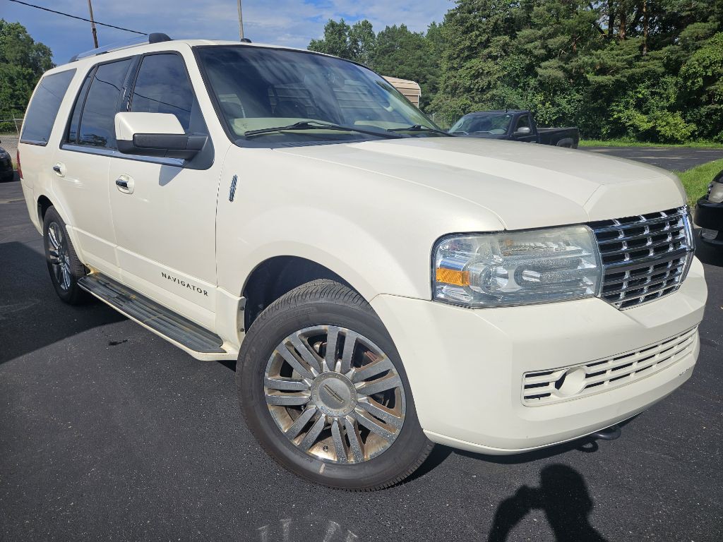 2007 Lincoln Navigator Image 3