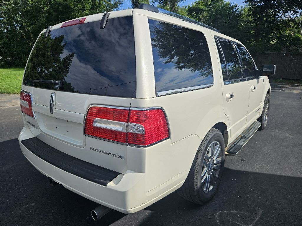 2007 Lincoln Navigator Image 8
