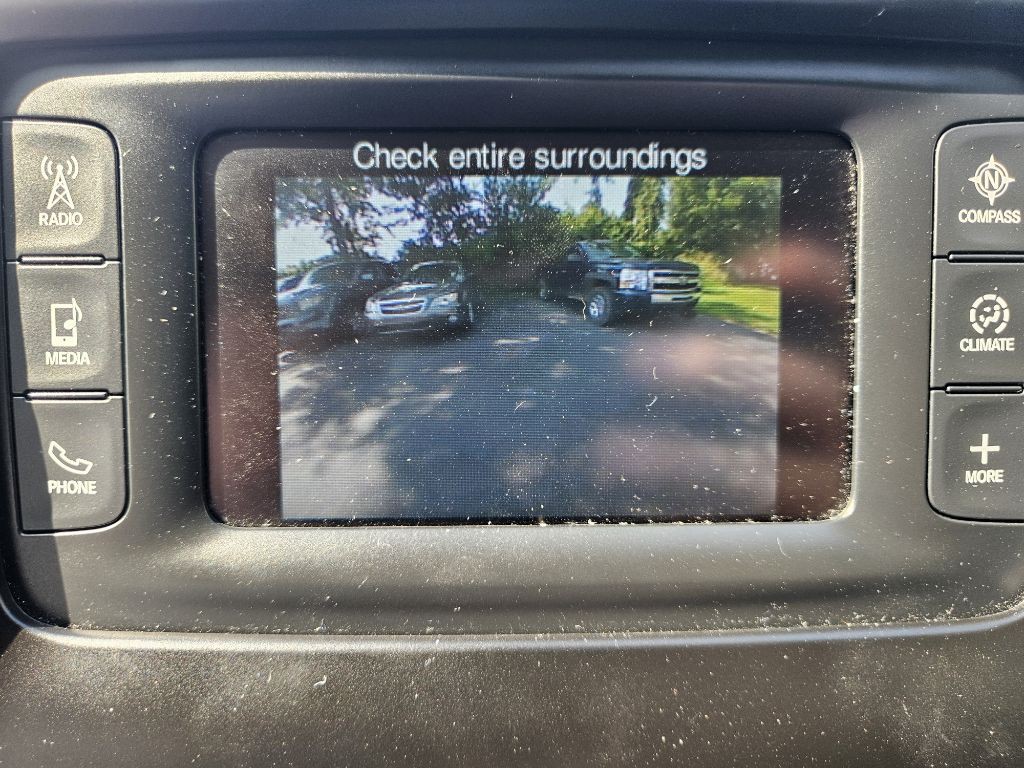 2018 Jeep Cherokee Image 16