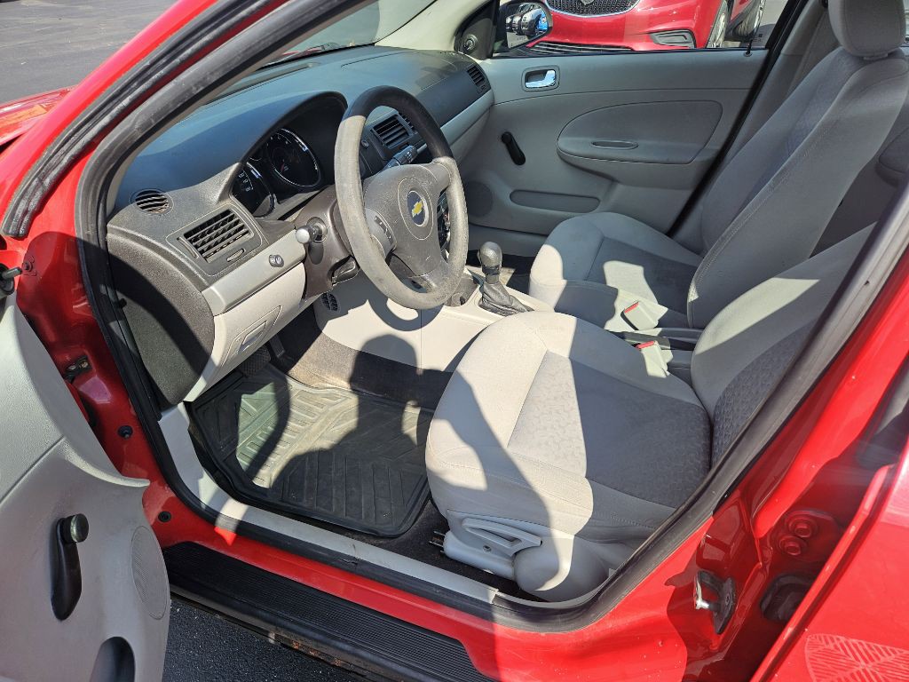 2010 Chevrolet Cobalt Image 11