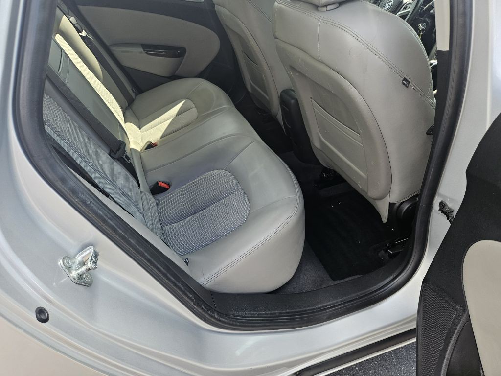2012 Buick Verano Image 14