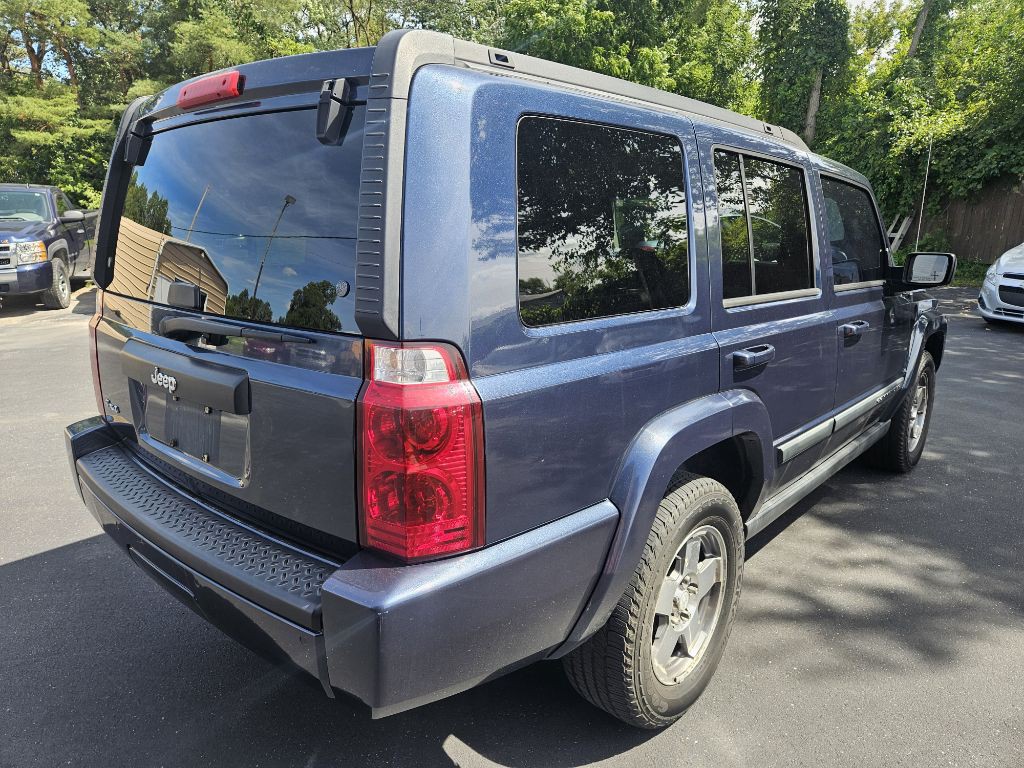 2009 Jeep Commander Image 9