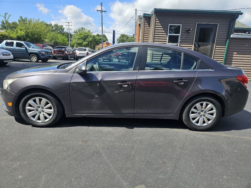 2011 Chevrolet Cruze Image 6