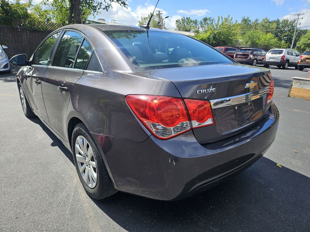 2011 Chevrolet Cruze Image 7