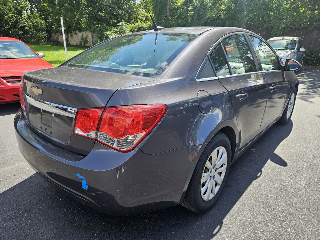 2011 Chevrolet Cruze Image 9