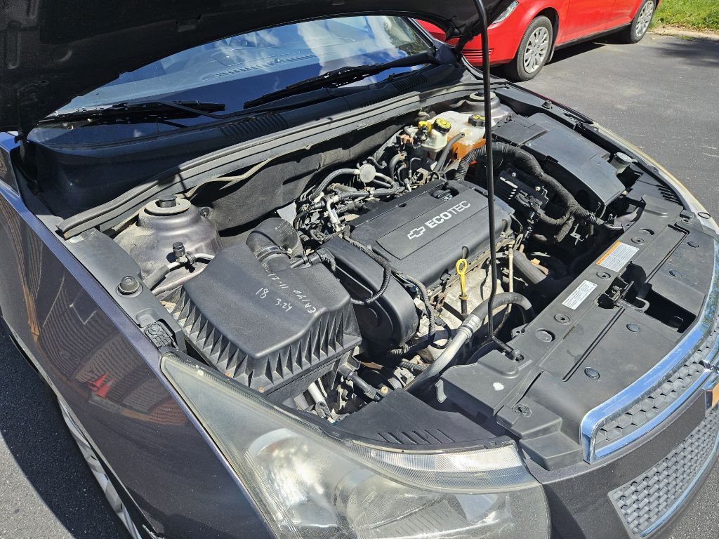2011 Chevrolet Cruze Image 17