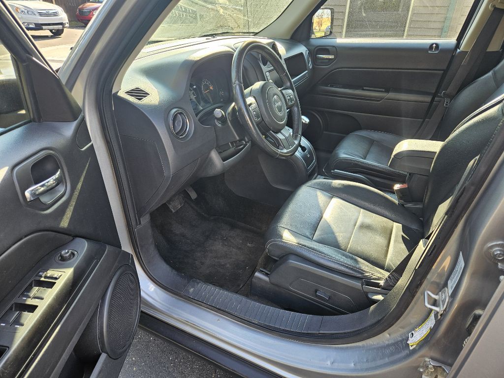 2016 Jeep Patriot Image 11