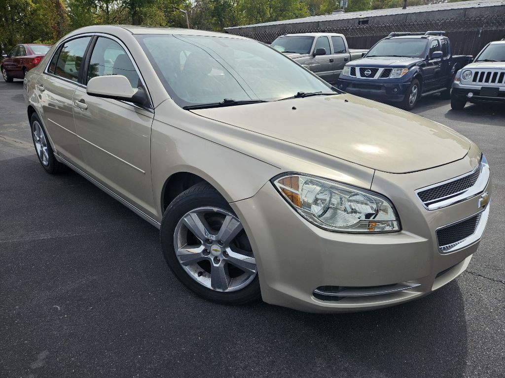 2010 Chevrolet Malibu Image 3
