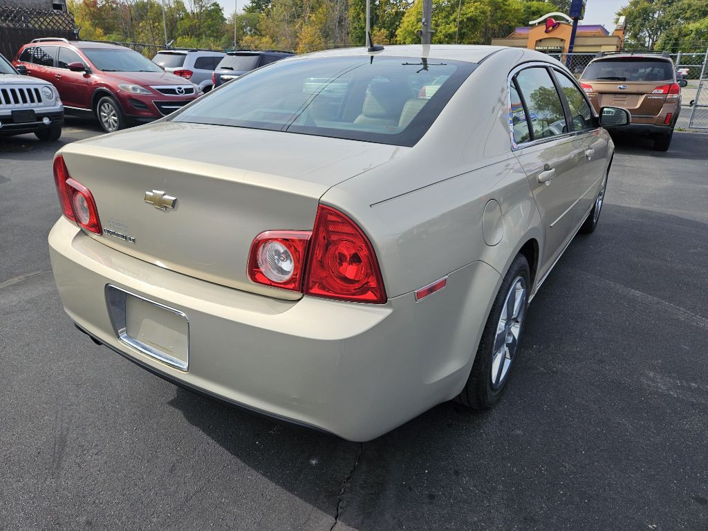 2010 Chevrolet Malibu Image 9