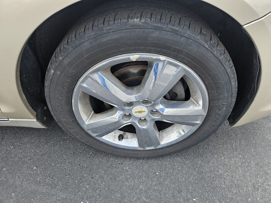 2010 Chevrolet Malibu Image 21