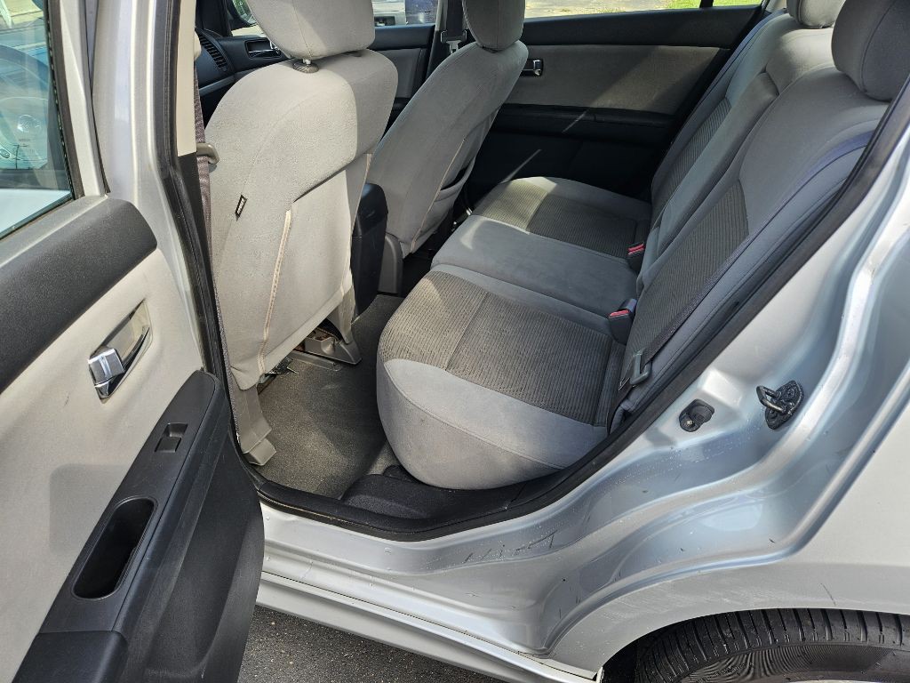 2012 Nissan Sentra Image 12