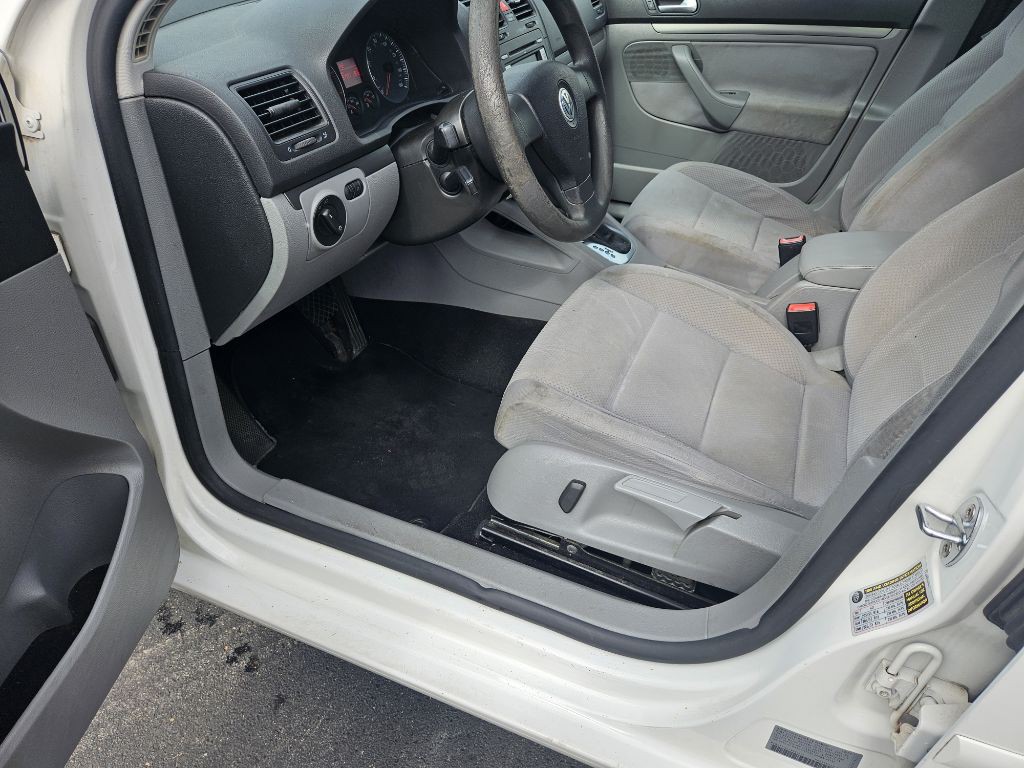 2007 Volkswagen Rabbit Image 11