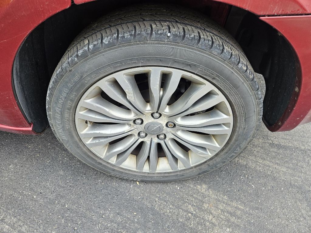 2012 Chrysler 200 Image 21