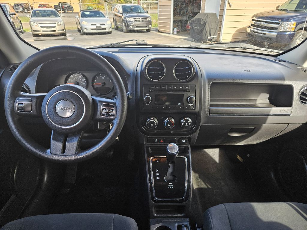 2011 Jeep Patriot Image 10
