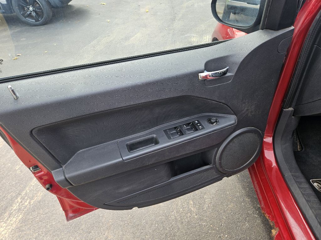 2008 Dodge Caliber Image 12