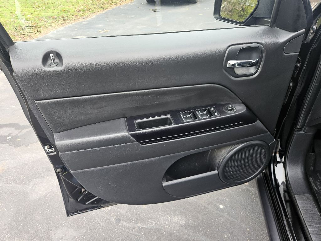 2014 Jeep Patriot Image 12