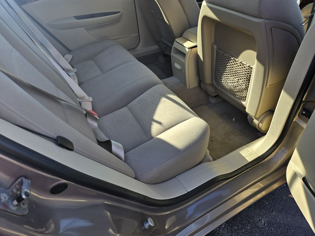 2007 Saturn Aura Image 14