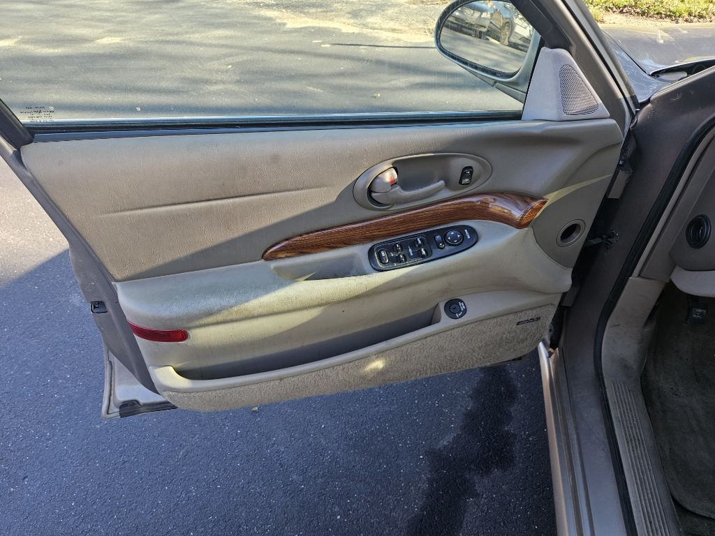 2000 Buick LeSabre Image 12