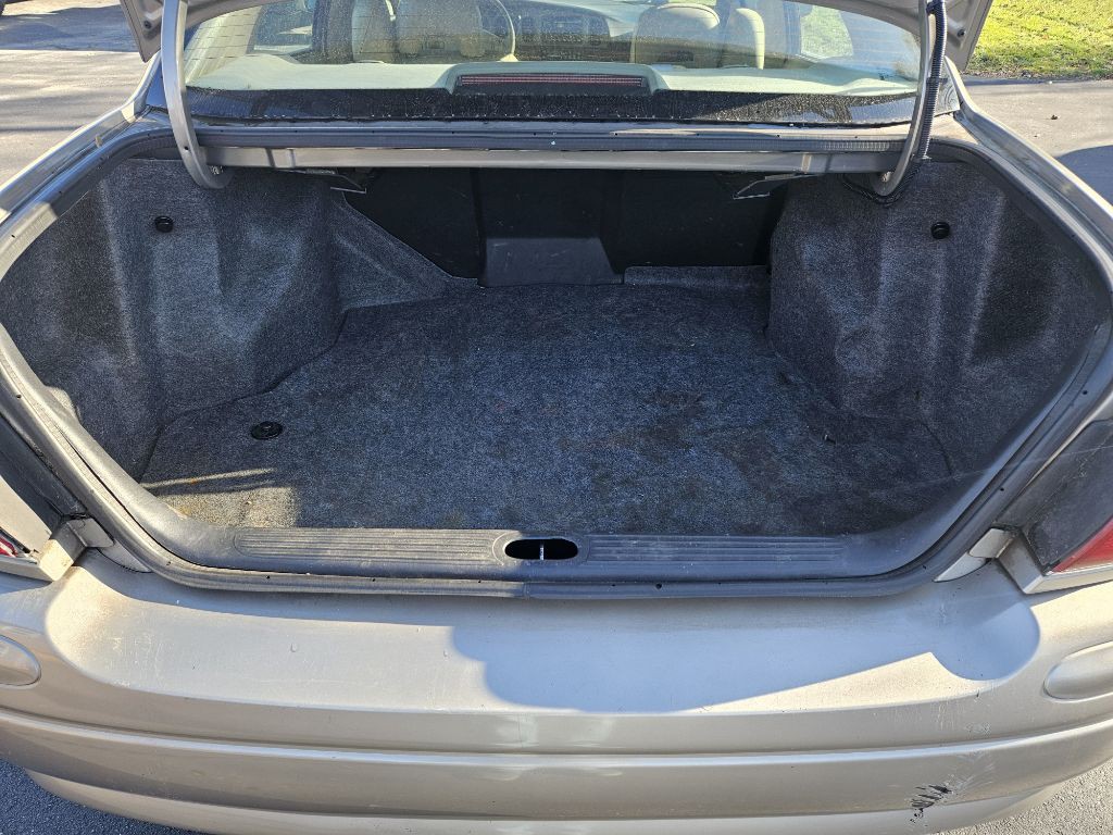 2000 Buick LeSabre Image 16