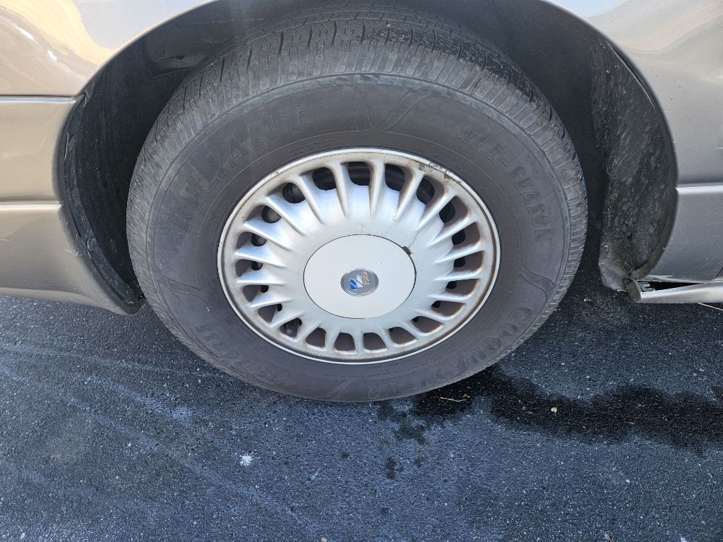 2000 Buick LeSabre Image 19