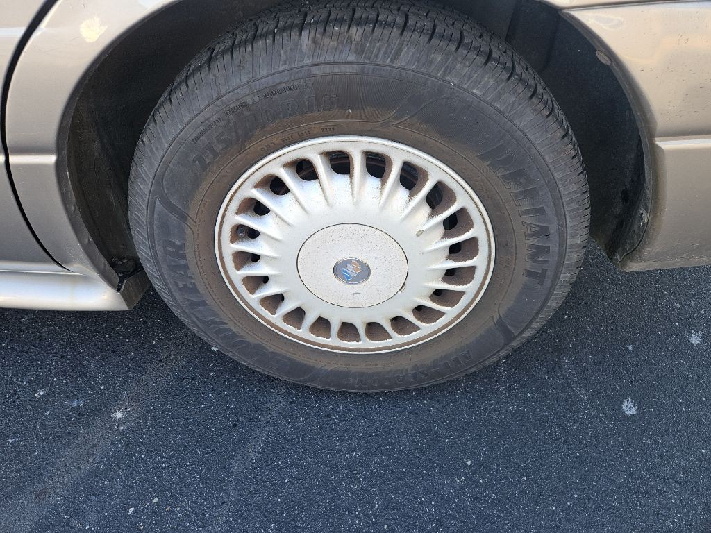 2000 Buick LeSabre Image 20