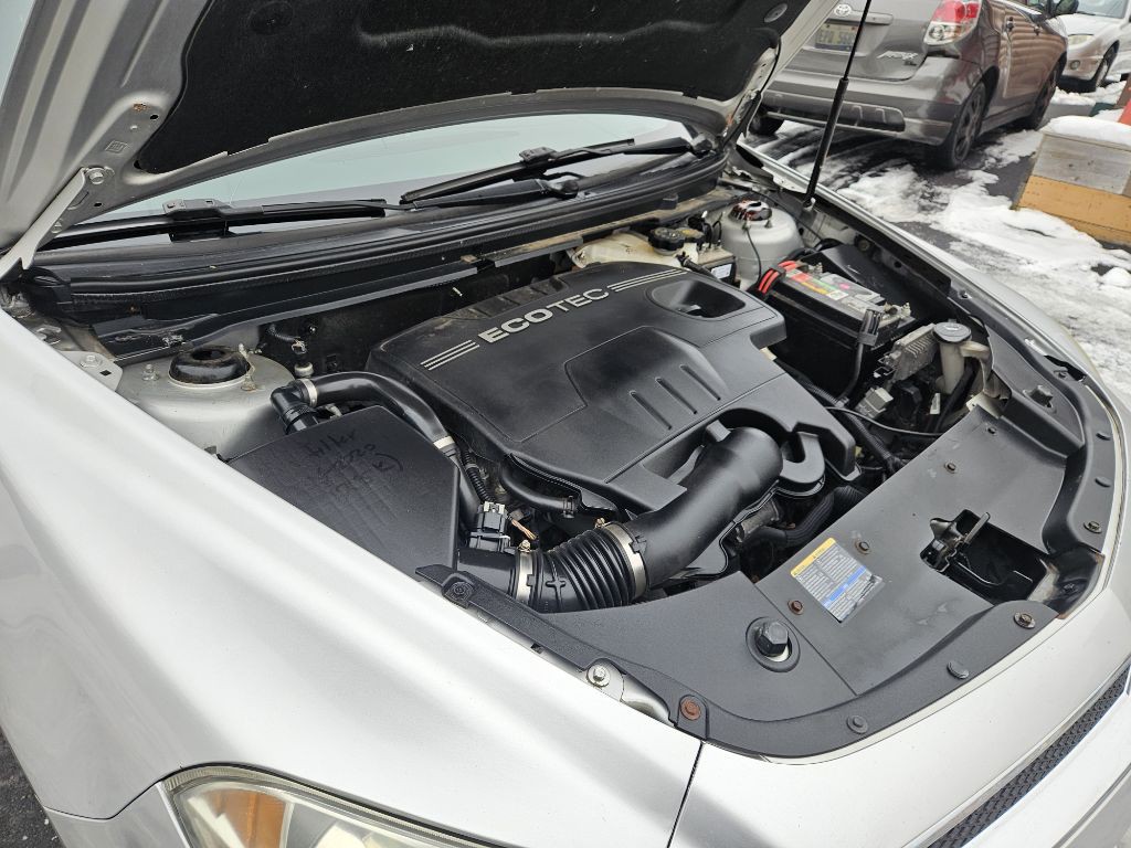 2010 Chevrolet Malibu Image 18