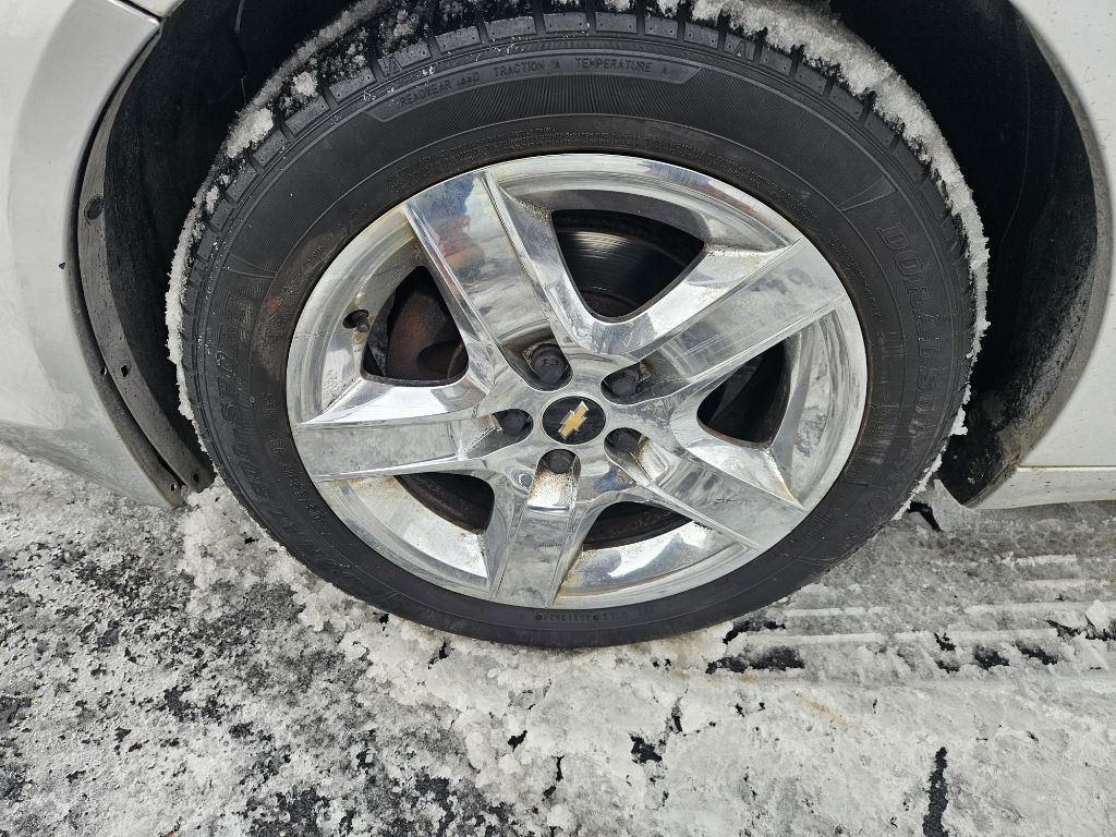 2010 Chevrolet Malibu Image 19