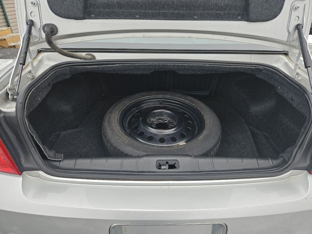 2010 Chevrolet Malibu Image 16