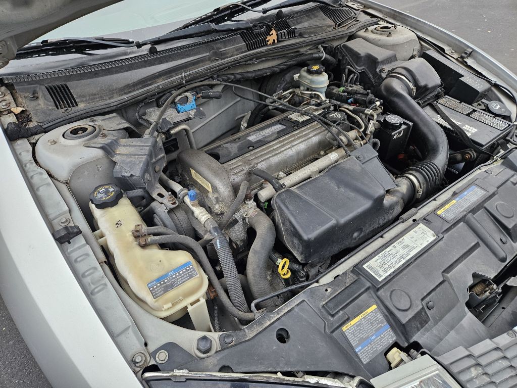 2004 Pontiac Firebird Image 15