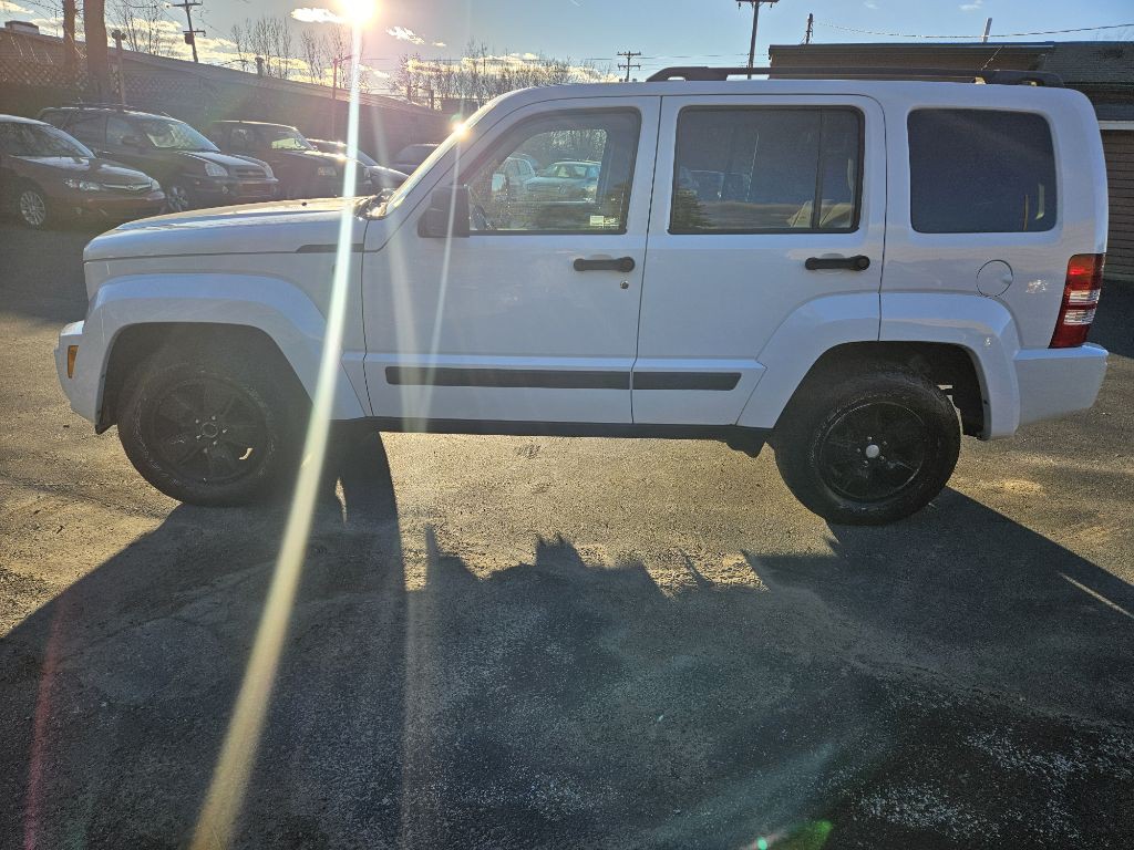 2012 Jeep Liberty Image 4