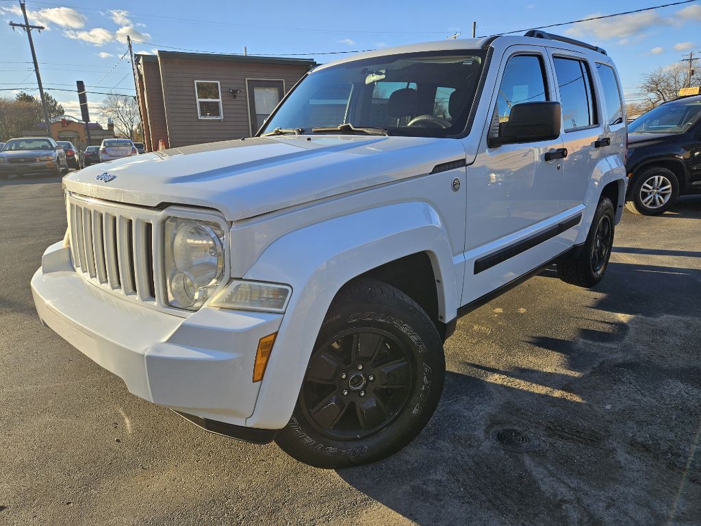 2012 Jeep Liberty Image 1