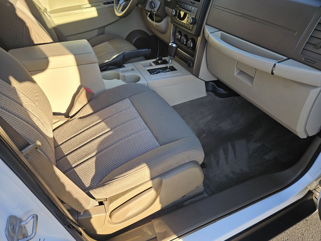 2012 Jeep Liberty Image 14