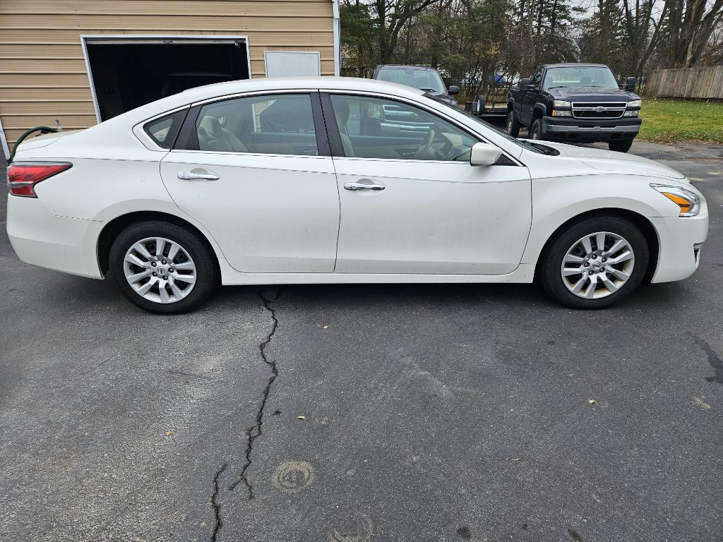 2014 Nissan Altima Image 6
