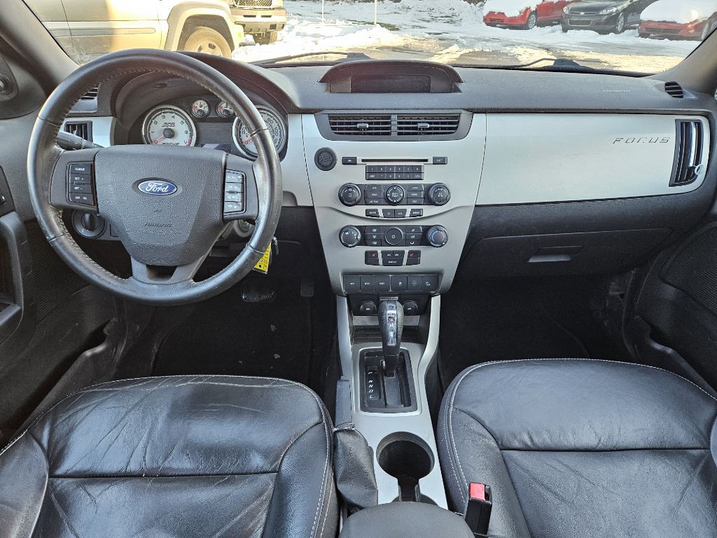 2011 Ford Focus Image 10