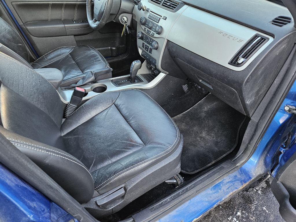 2011 Ford Focus Image 14